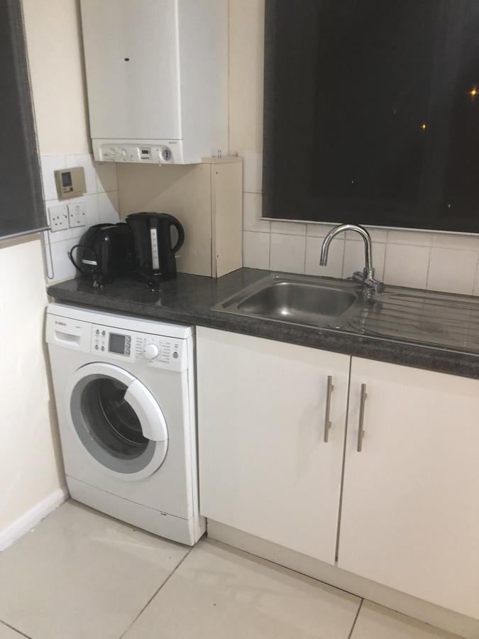 Eagle Close 2 Bedroom Home Waltham Abbey Buitenkant foto