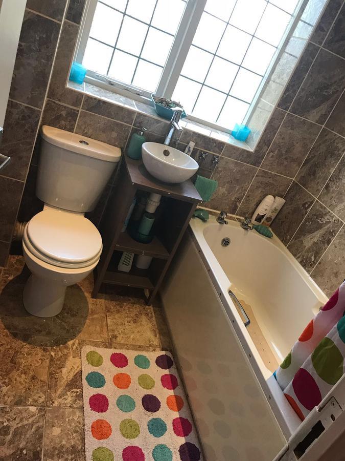 Eagle Close 2 Bedroom Home Waltham Abbey Buitenkant foto